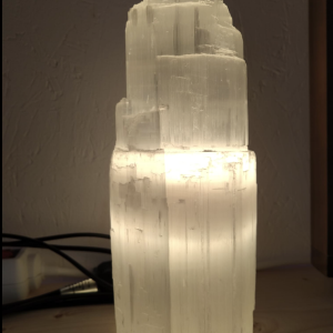 Lampe sélénite montagne 20cm