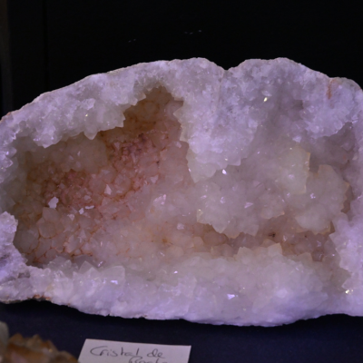 Géode Quartz Blanc taille M