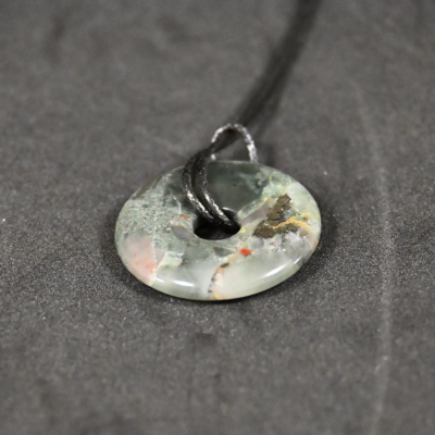 Pendentif Donuts Jaspe Héliotrope (qualité A)