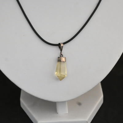Pendentif Pointe Citrine
